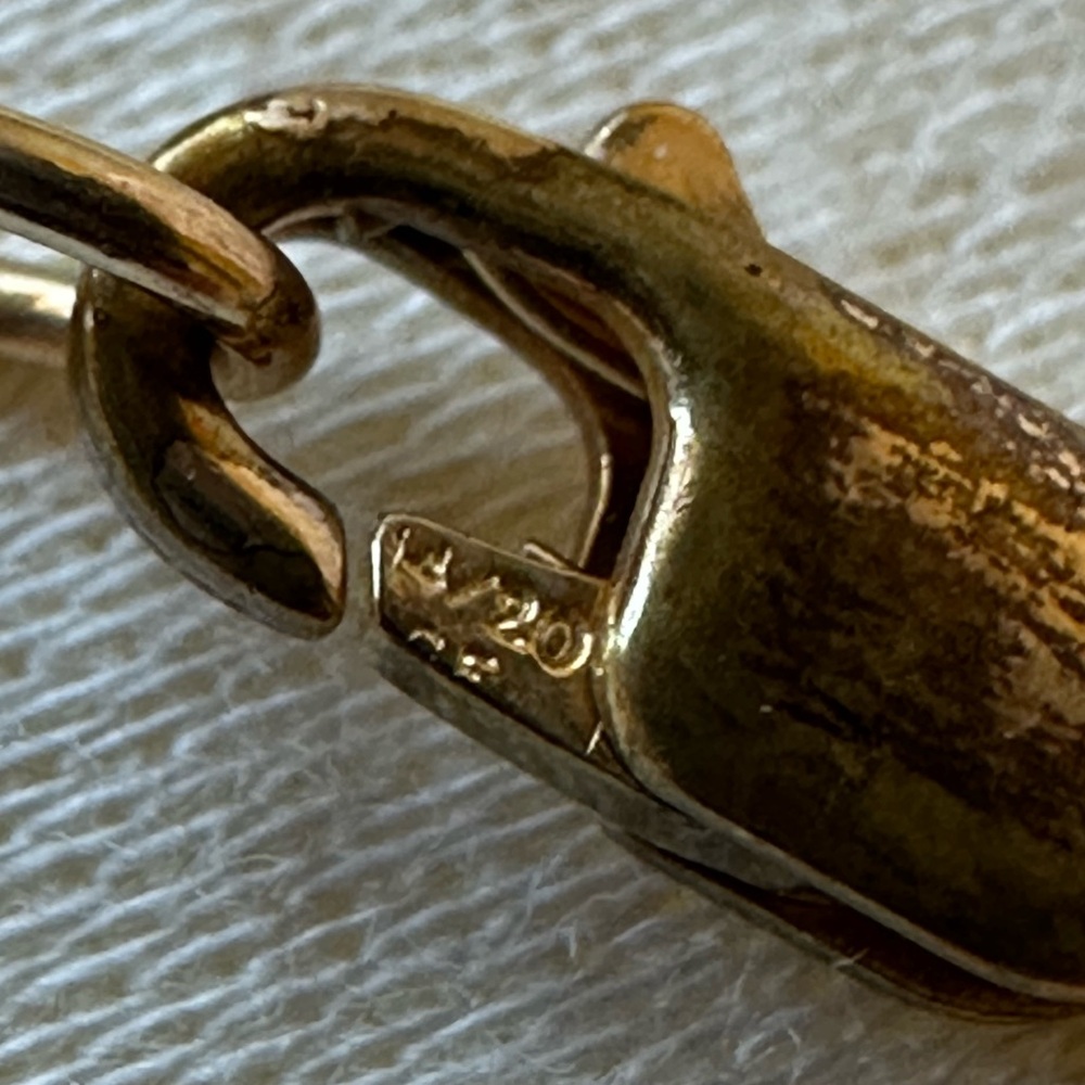14/20 Gold Filled Pastel Carved Scarab Bracelet - Picture 9 of 9